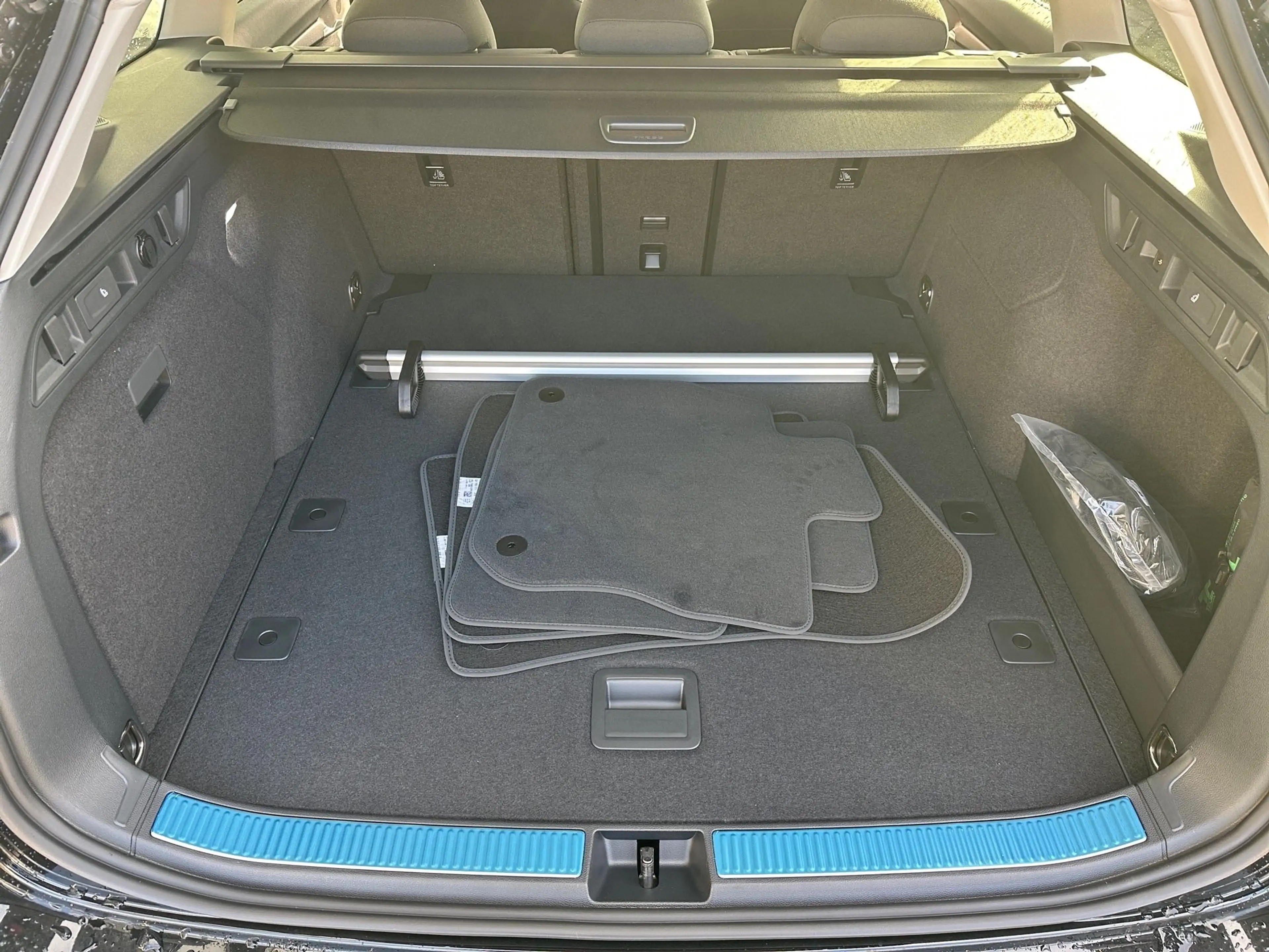 Skoda Superb COMBI 2.0 TDI 4x4 DSG Selection HeadUp — photo 15