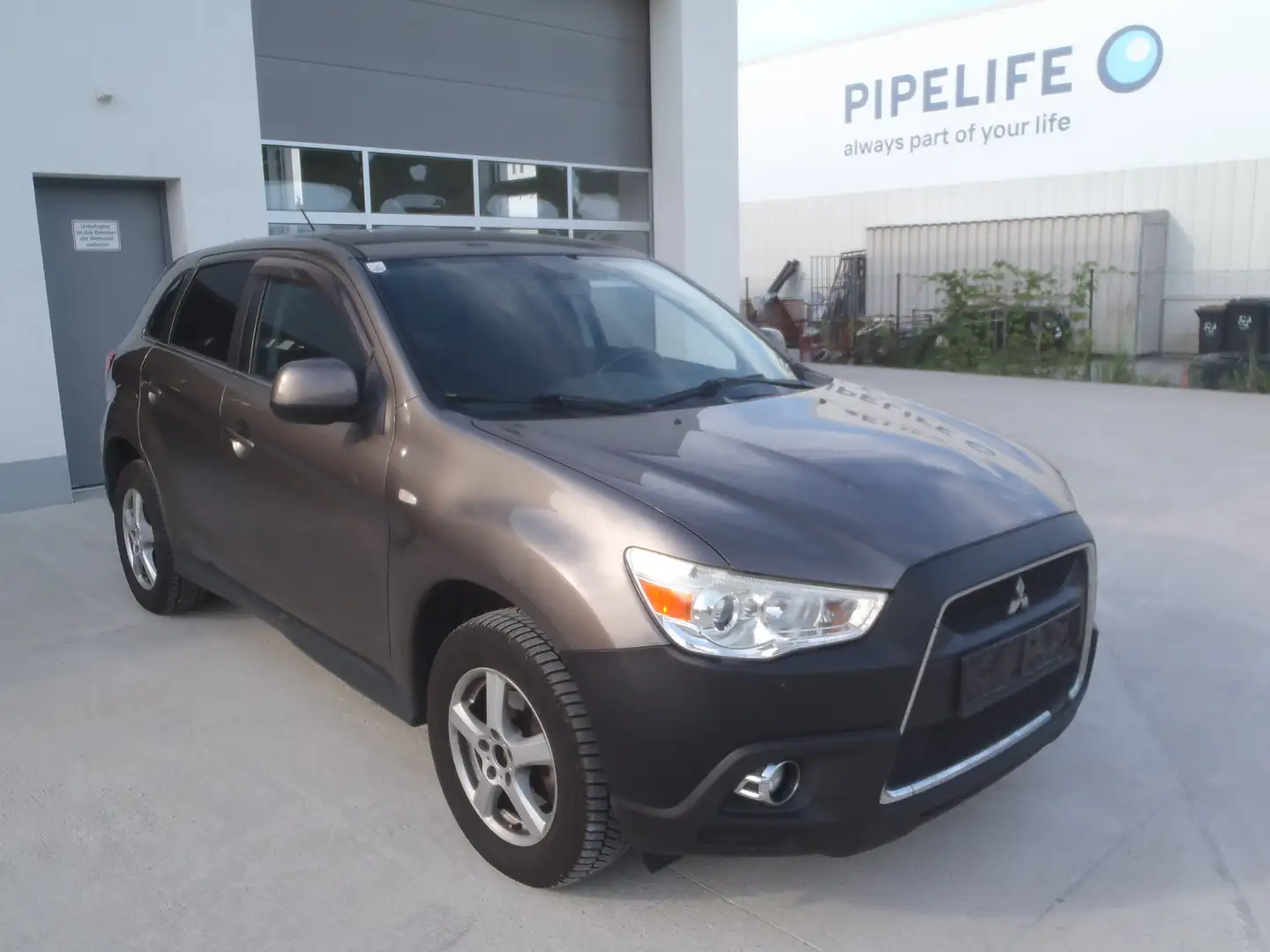 Mitsubishi ASX ASX 1,8 DI-D LP Invite Invite 4WD Braun - 2