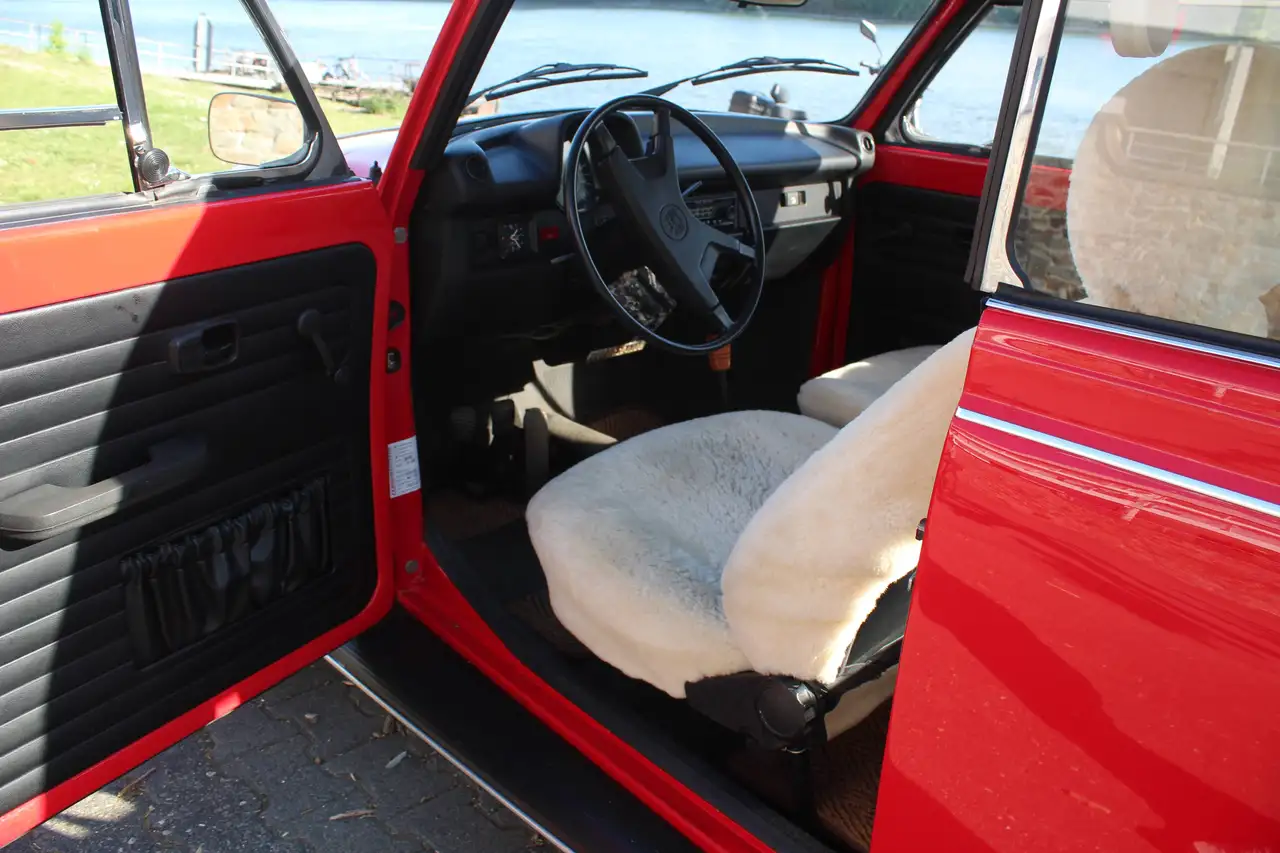 Volkswagen Käfer 1303 Cabriolet 98500 km Bestzustand immer in D., foto 9