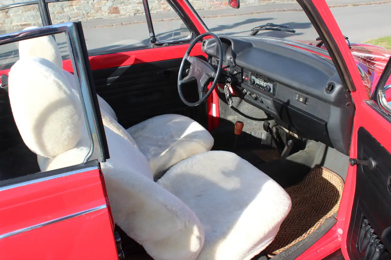 Volkswagen Käfer 1303 Cabriolet 98500 km Bestzustand immer in D., foto 8