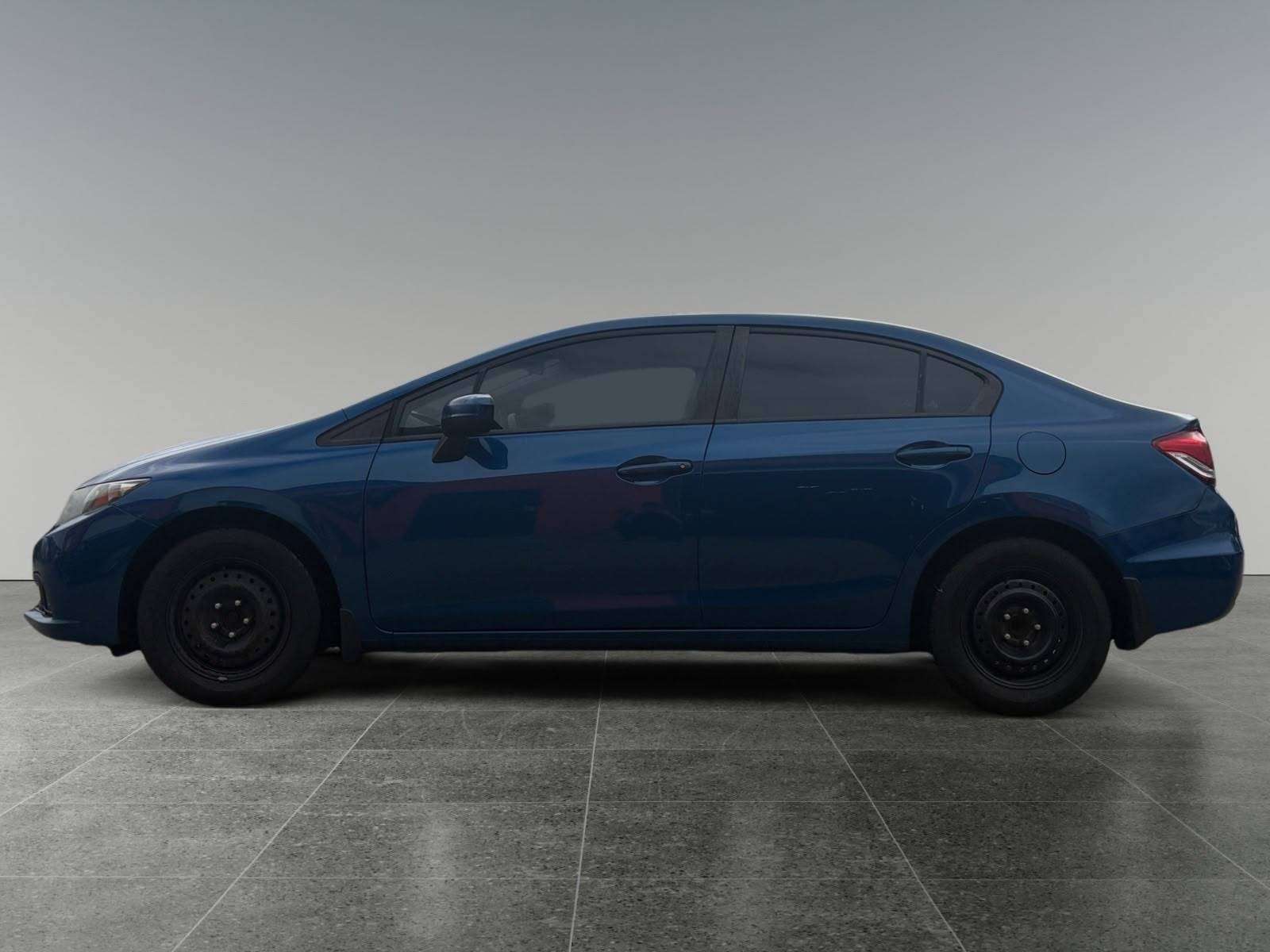 2015 Honda Civic LX — снимка 1