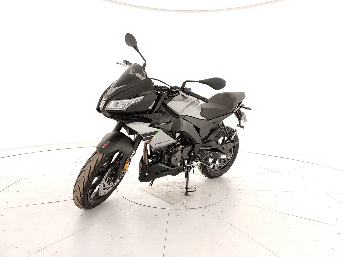 Aprilia TUONO 125 E5 ARROW GRAY Grigio - 1