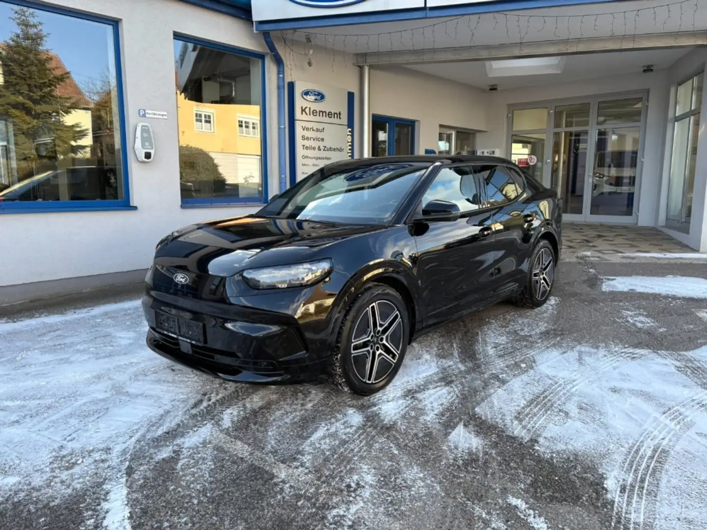 Ford Capri Premium Extended Range 77kWh Schwarz - 1