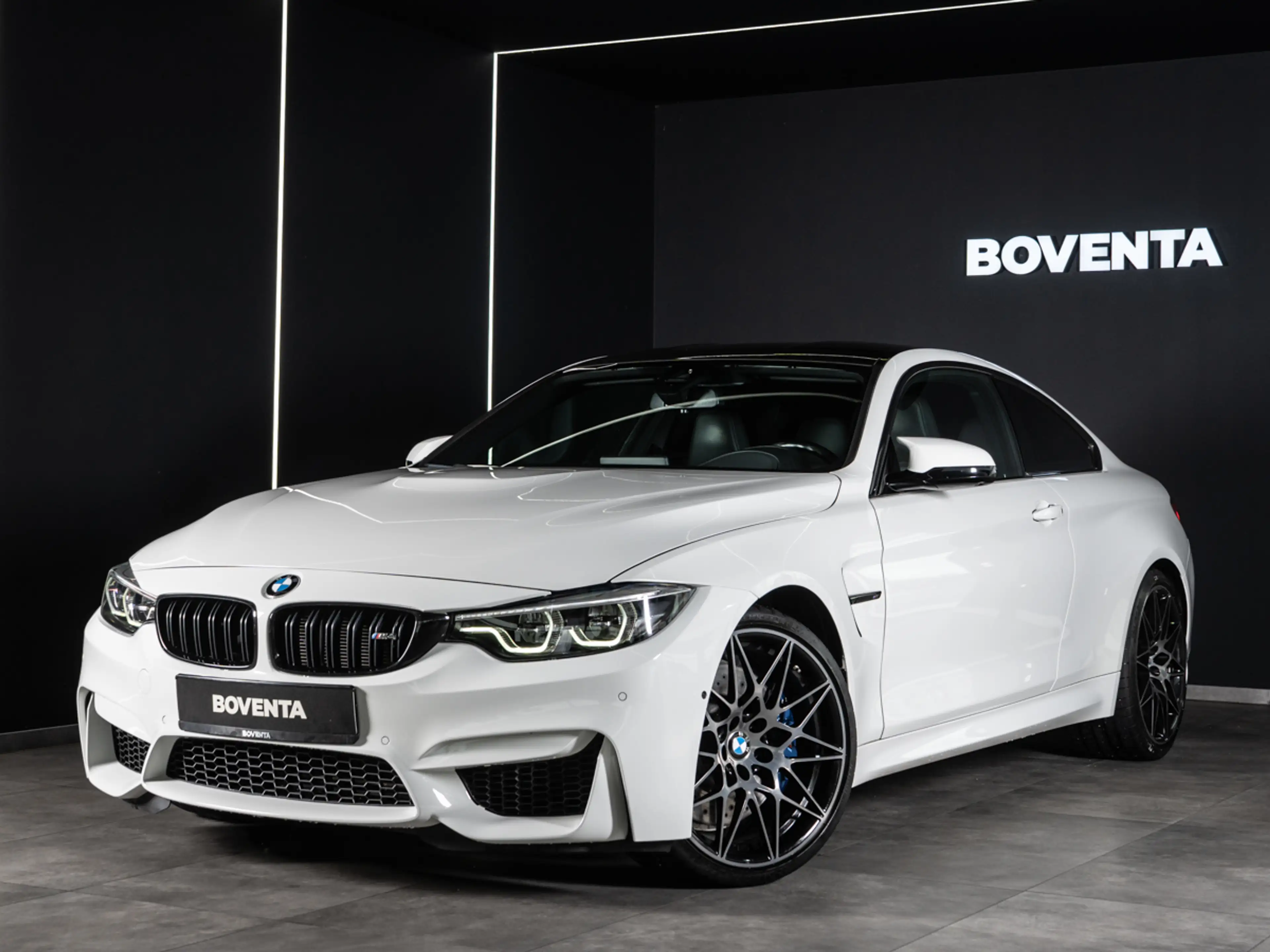 BMW M4 Competition Coupe *HUD*360KAMERA*H&K*
