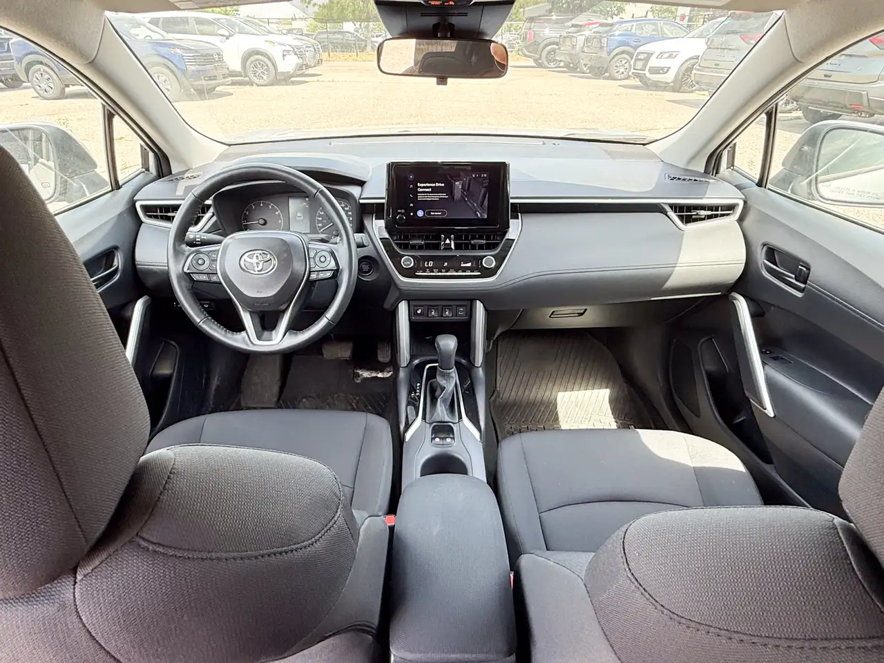Toyota Corolla Cross снимка Toyota Corolla Cross
