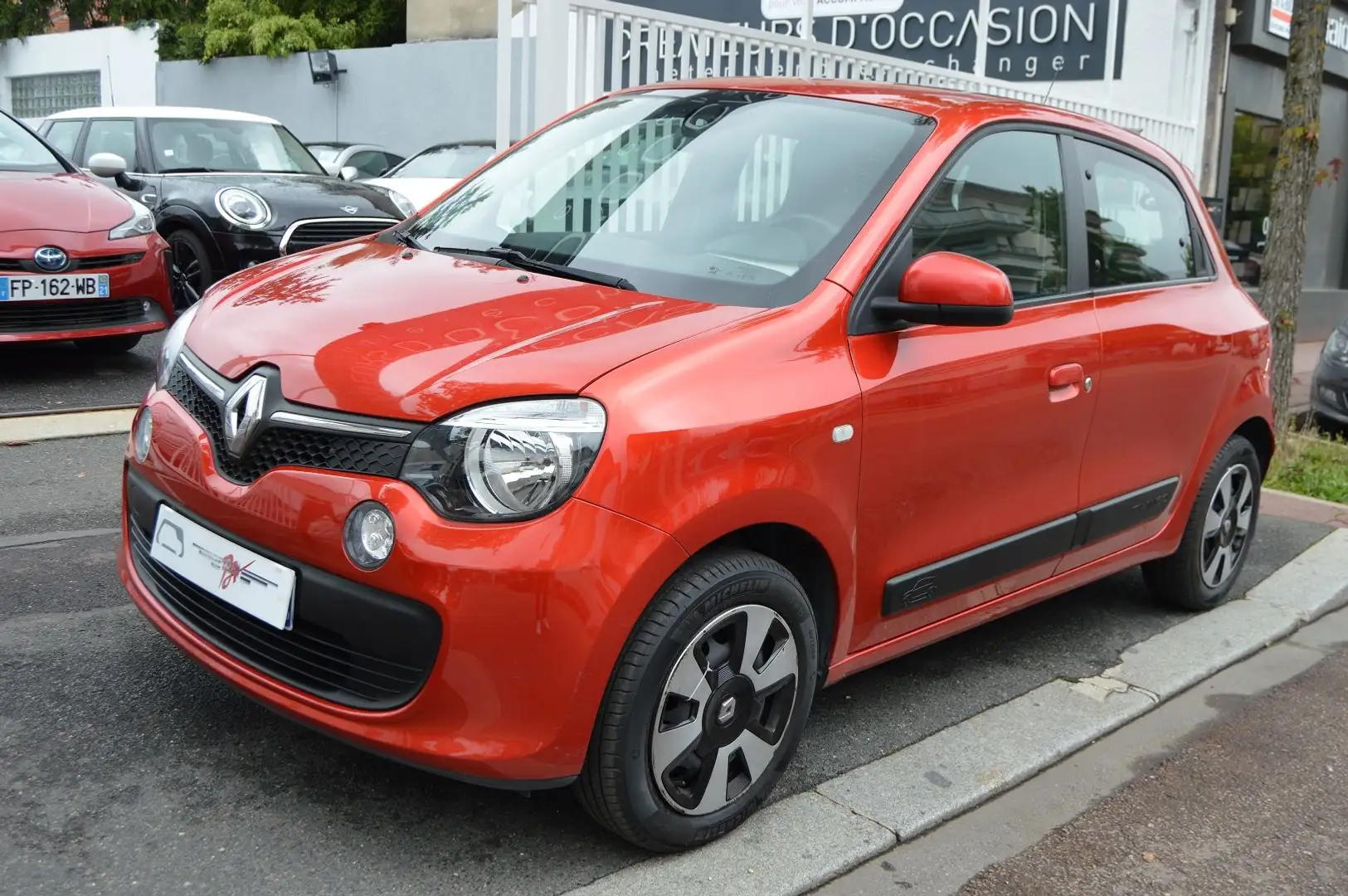 Renault Twingo 1.0 SCE 70CH ZEN Rouge - 1