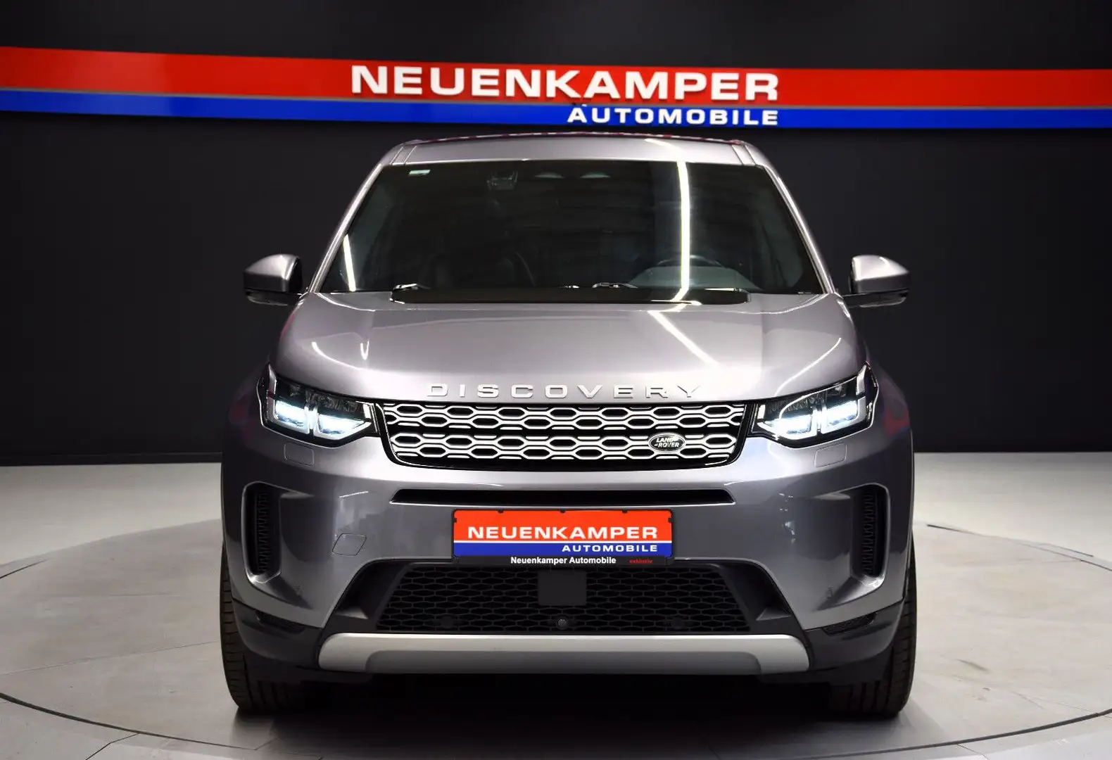 Land Rover Discovery Sport AWD Pano Leder 360° LED PDC Totw Grau - 2