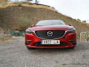 W. 2.2DE Style+ (Navi) 110kW