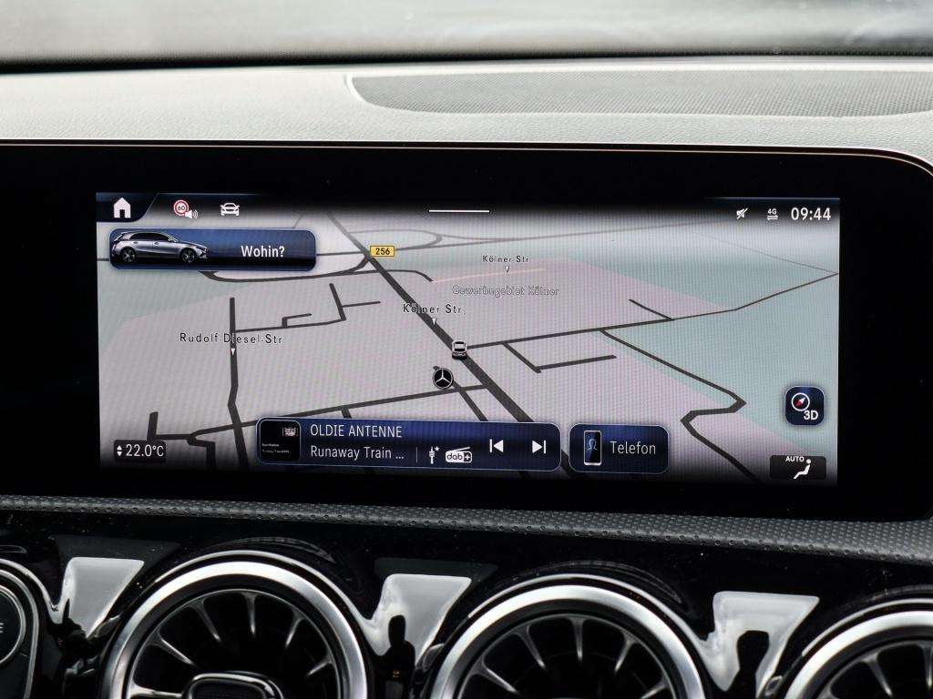 Mercedes-Benz A 250