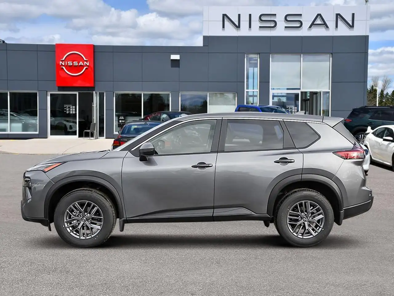 Nissan Rogue снимка Nissan Rogue