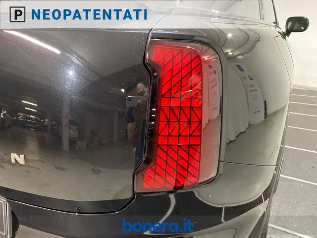 Mini Countryman view 10