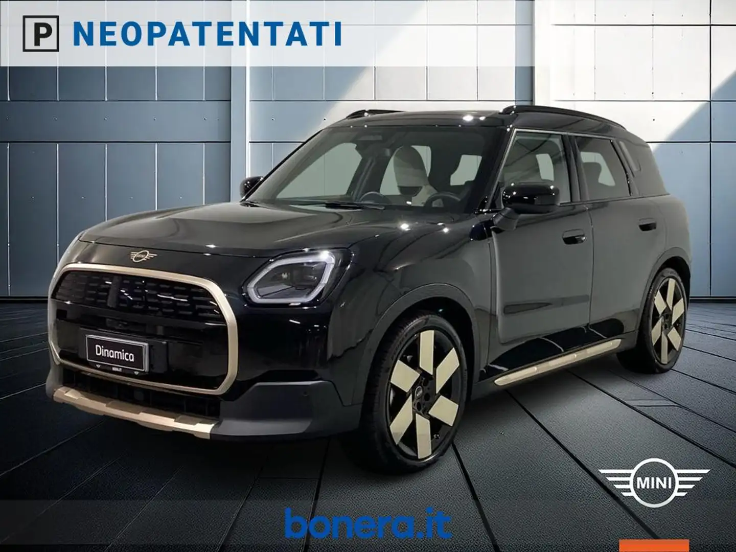 MINI Cooper SE Countryman Mini Countryman E Favoured Чорний - 1