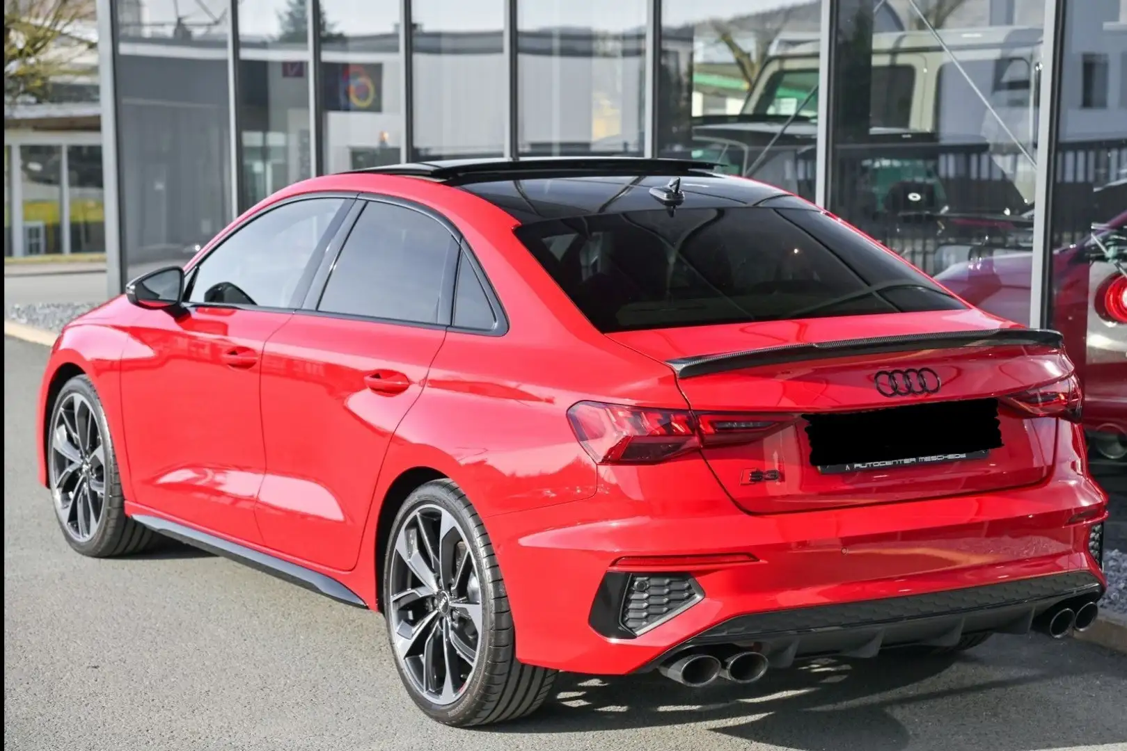 Audi S3 2.0 TFSI quattro edition one Rouge - 2