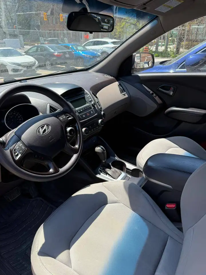 Hyundai TUCSON photo Hyundai TUCSON