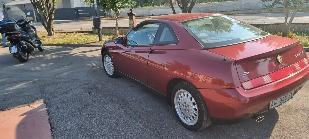Alfa Romeo GTV 2.0 ts 16v Lusso, foto 3