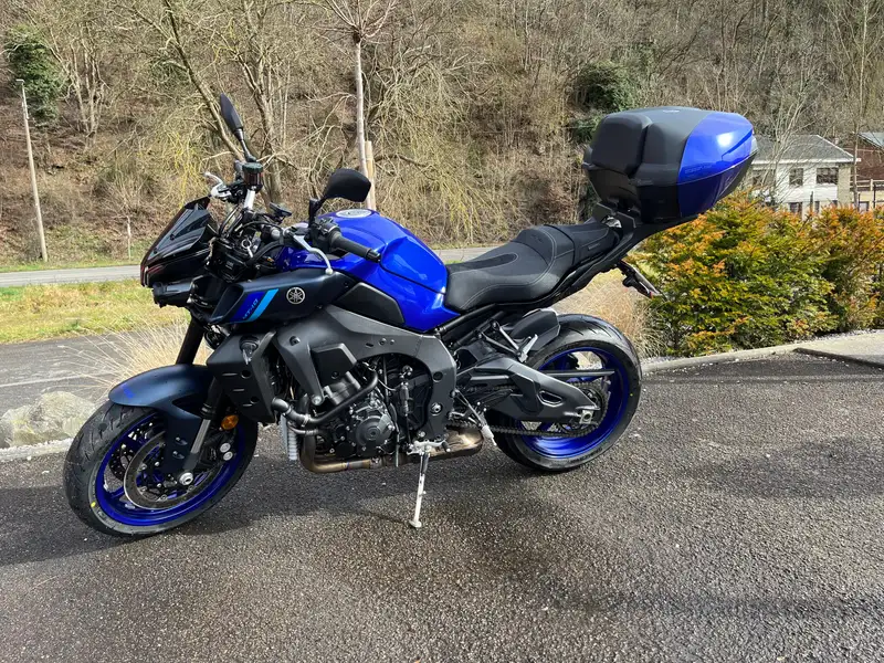 Yamaha MT-10 - foto 2
