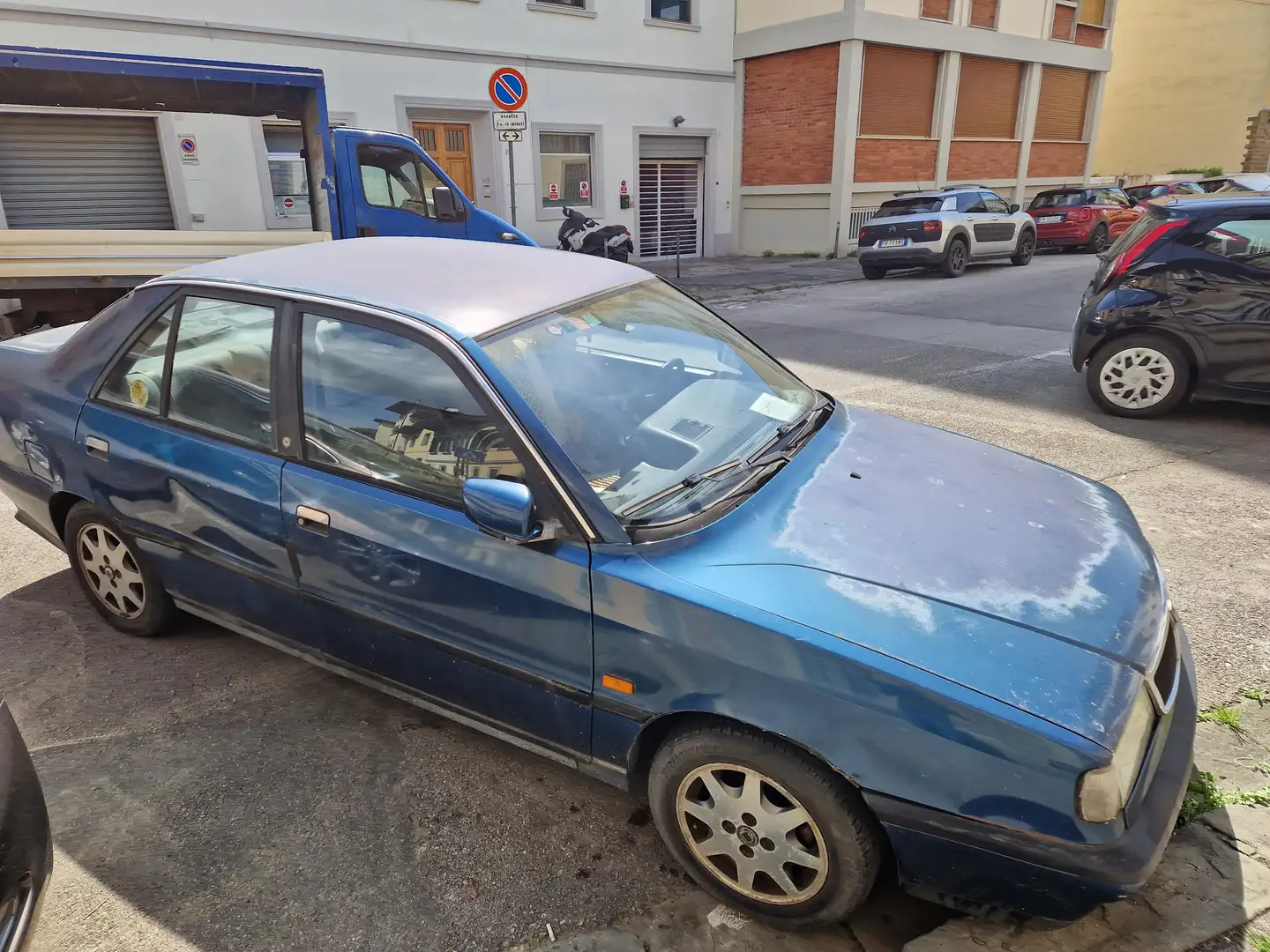 Lancia Dedra Dedra 2.0 ie Blau - 2