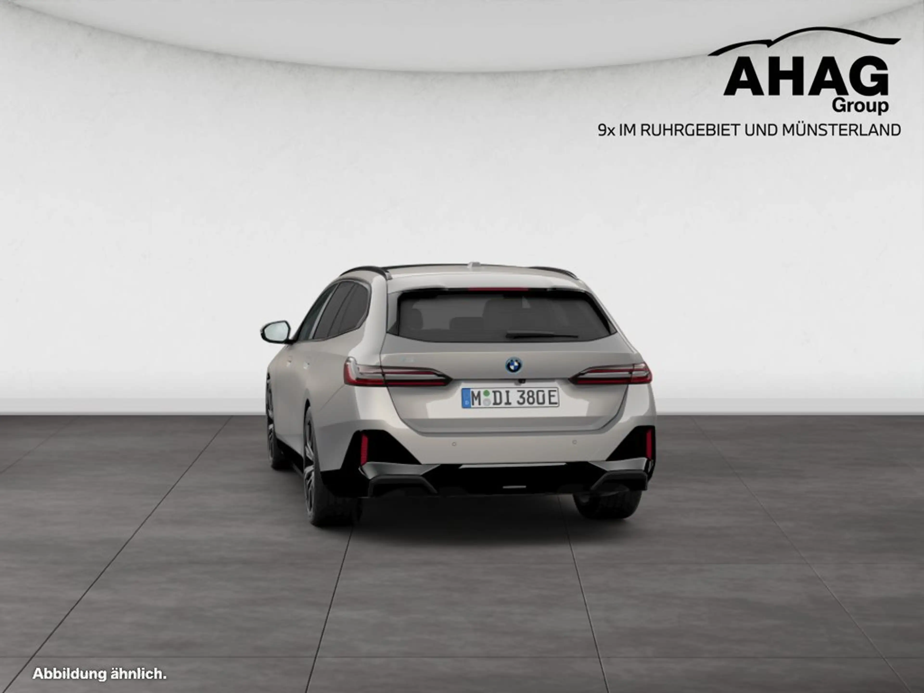BMW i5 eDrive40 Touring M-Sportpaket Pro | Parking Assist — photo 7