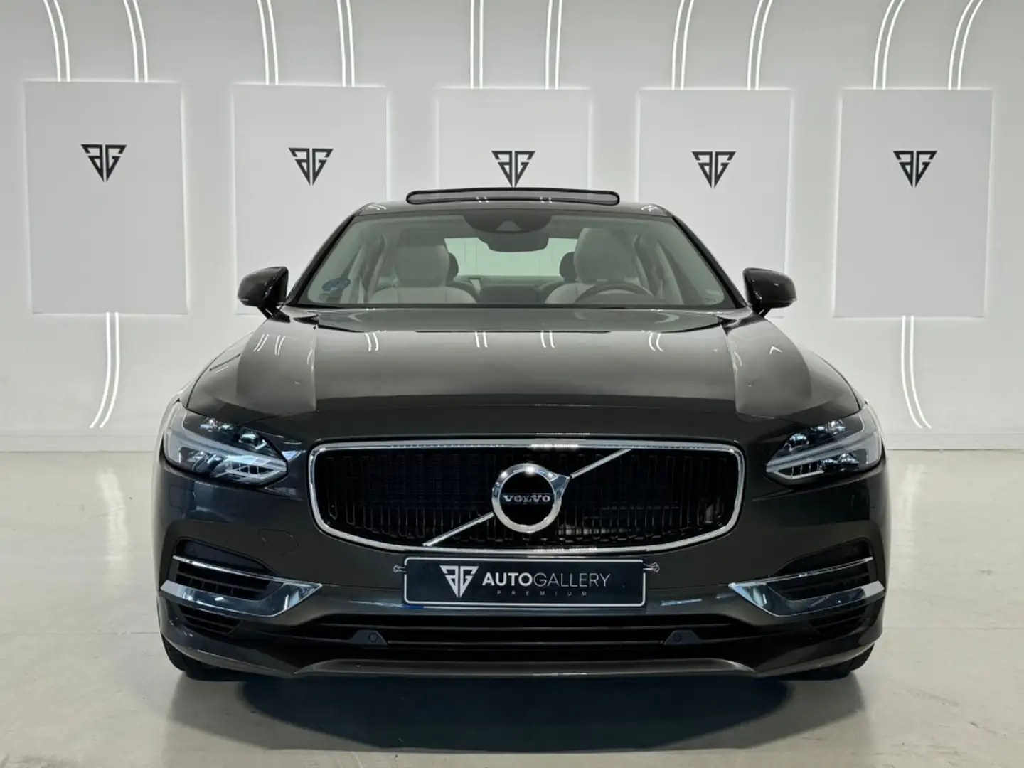 Volvo S90 T8 Twin Business Plus AWD Aut. Gris - 2
