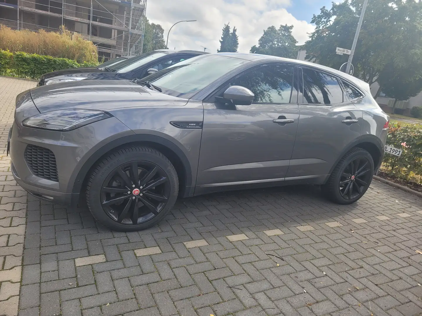Jaguar E-Pace E-Pace P300 AWD Aut. Серый - 1