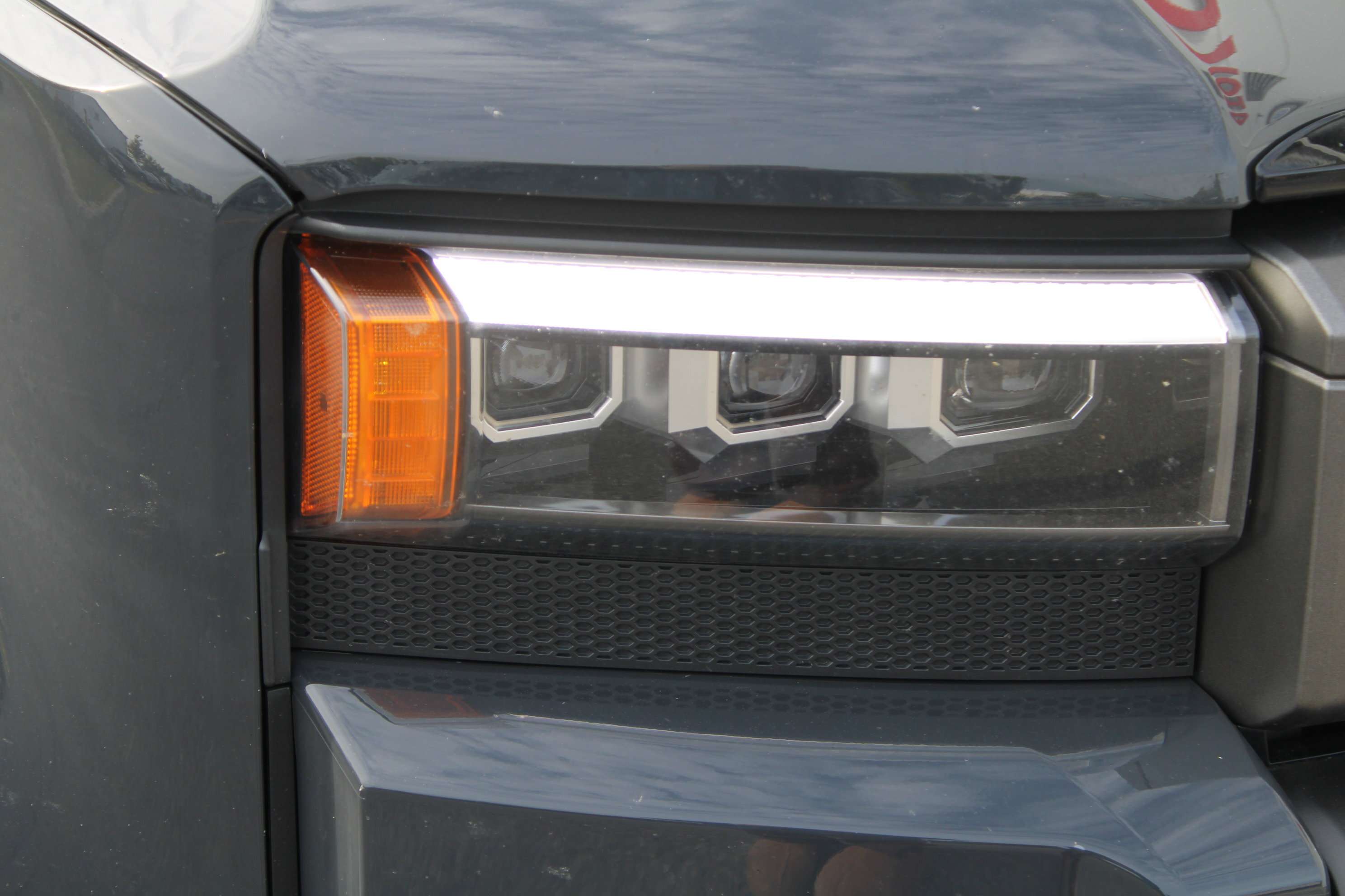 2025 Toyota Land Cruiser 4DR RWD — снимка 1