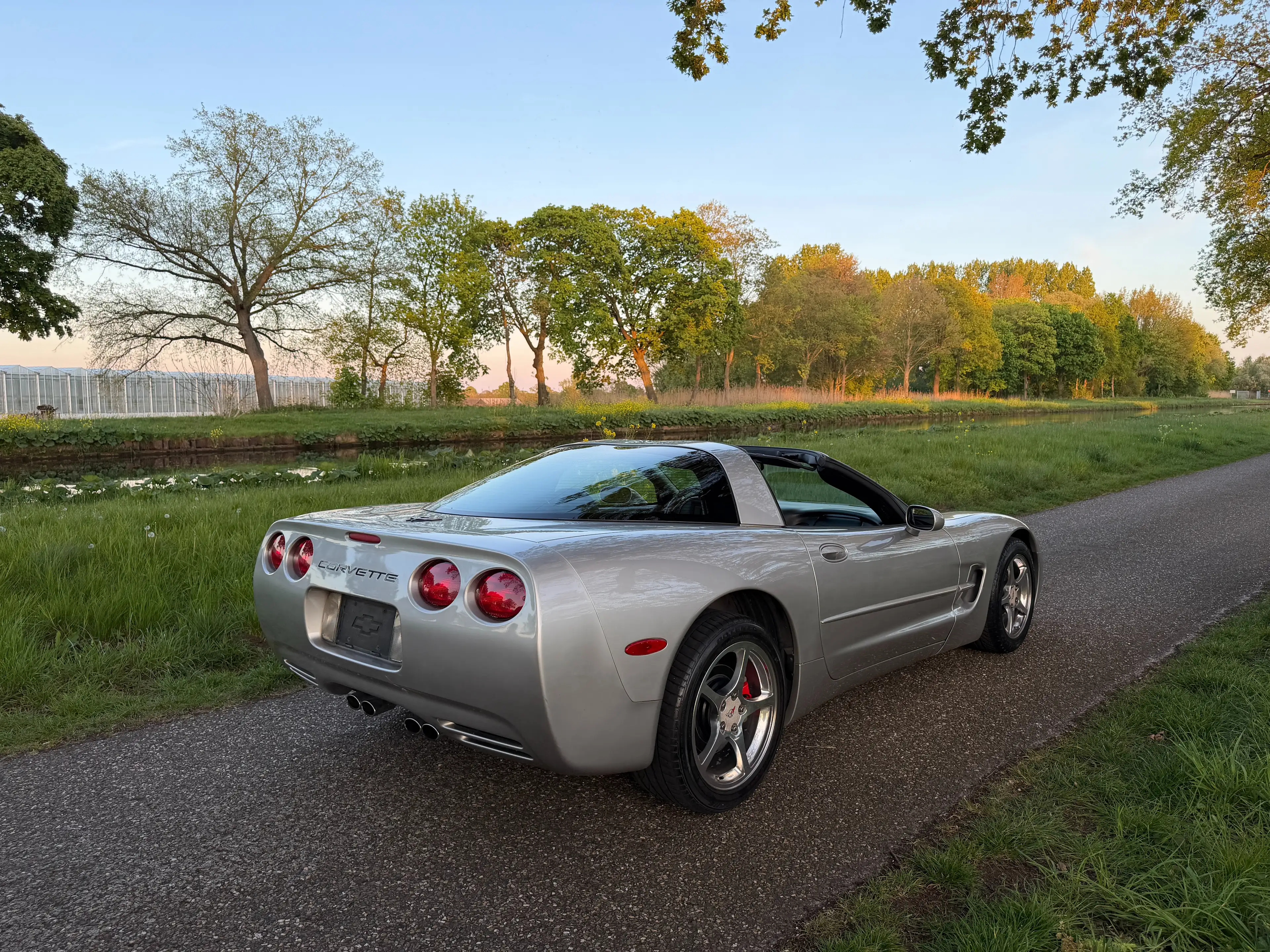 Chevrolet Corvette C5 — photo 3