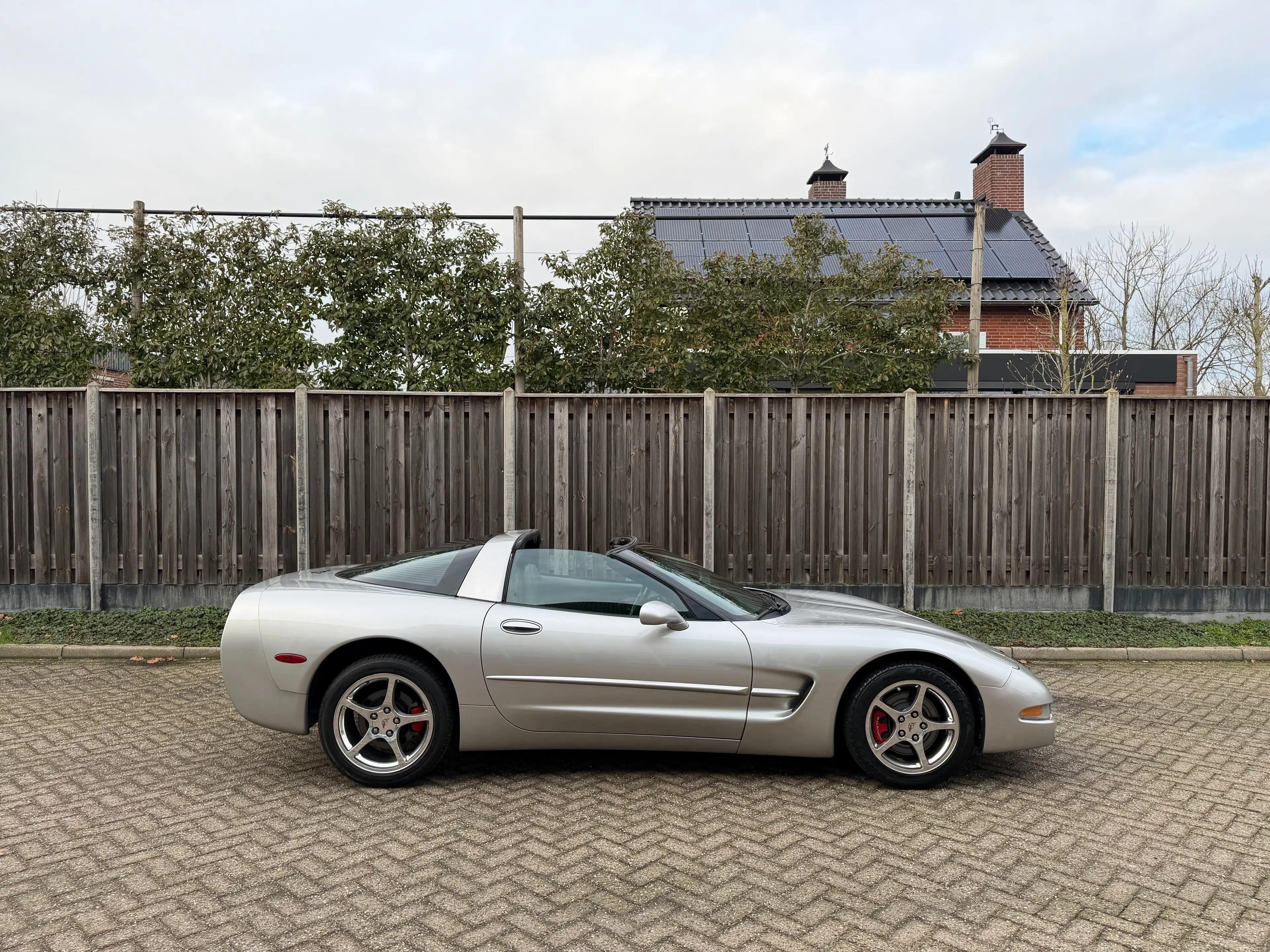 Chevrolet Corvette C5 — photo 6