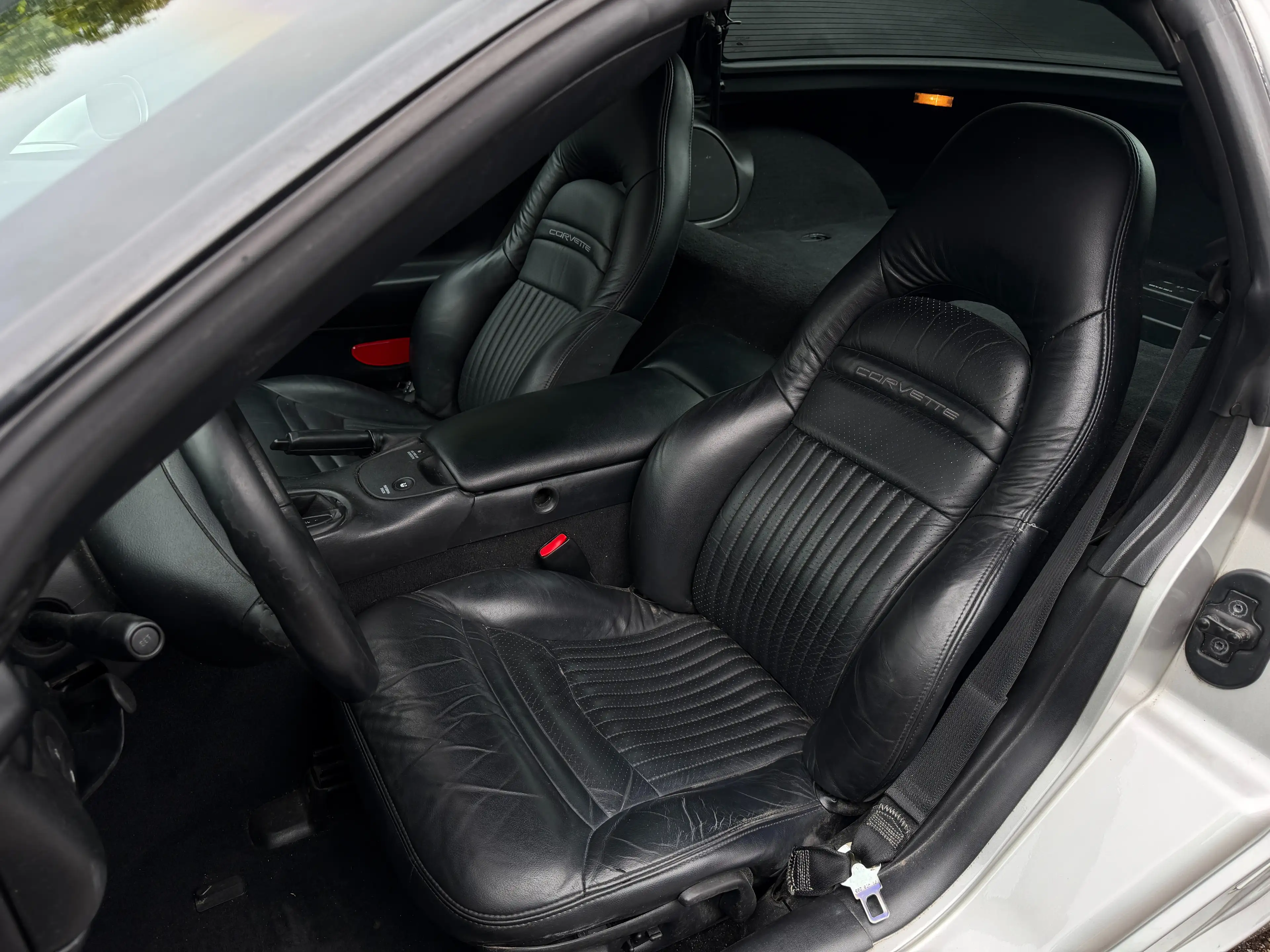 Chevrolet Corvette C5 — photo 13