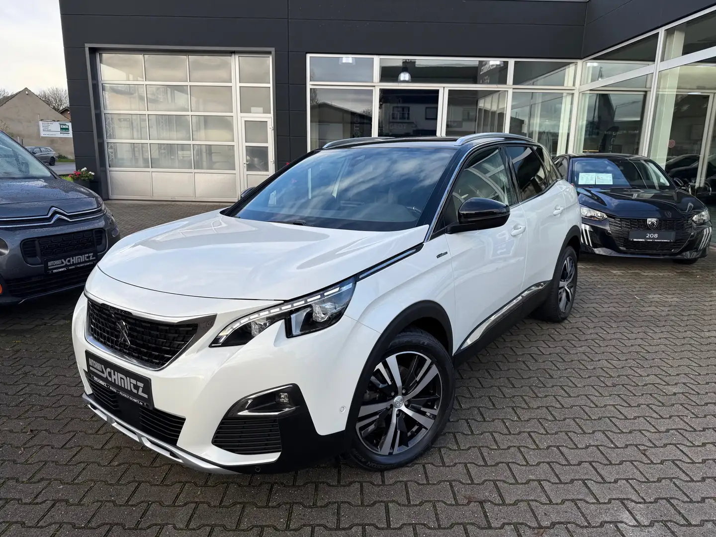 Peugeot 3008 BlueHDi 130 S&S EAT8 GT-Line Glasschiebedach Weiß - 2