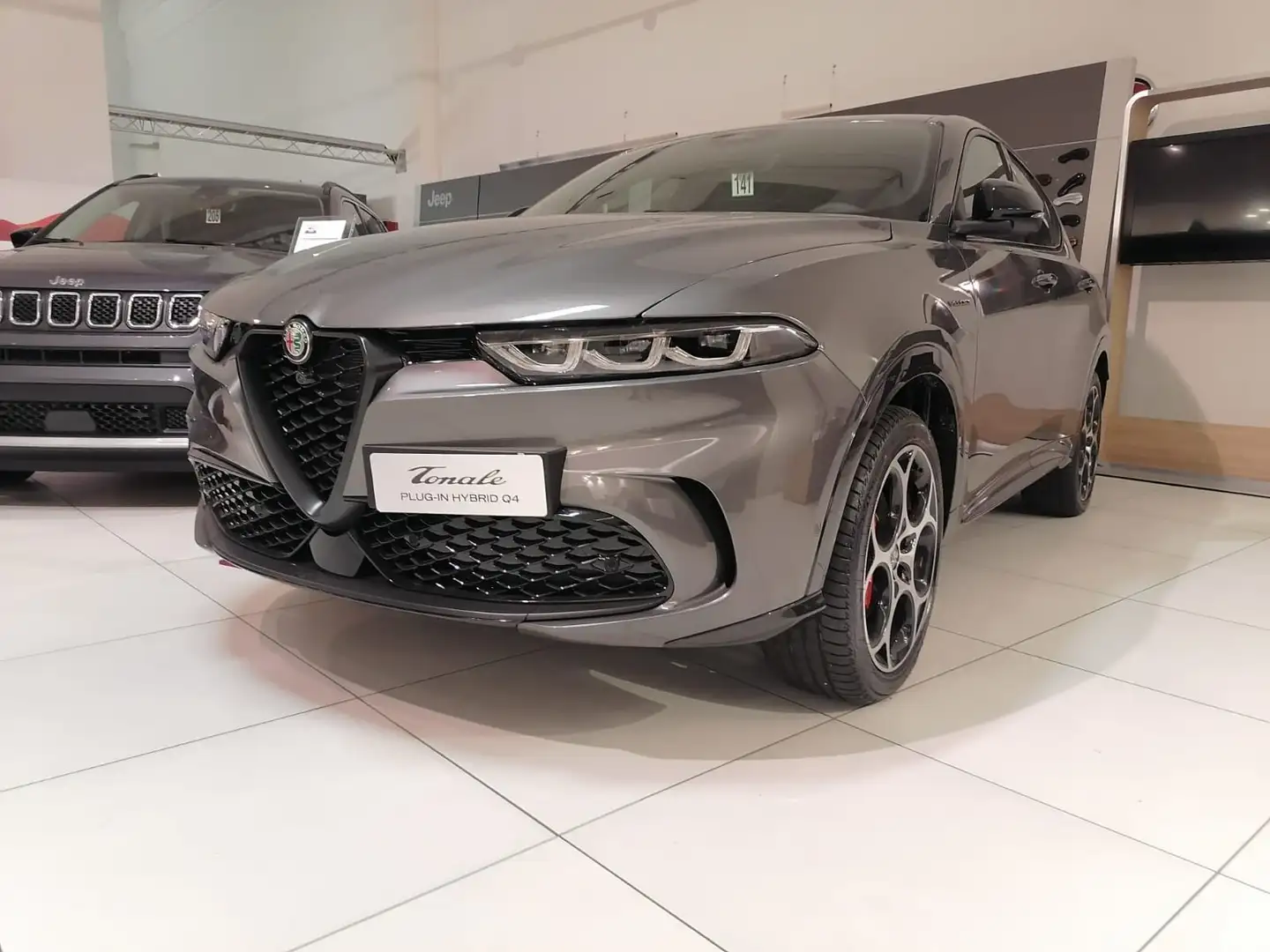 Alfa Romeo Tonale Tonale 1.3 phev Speciale Q4 280cv at6 Grigio - 1