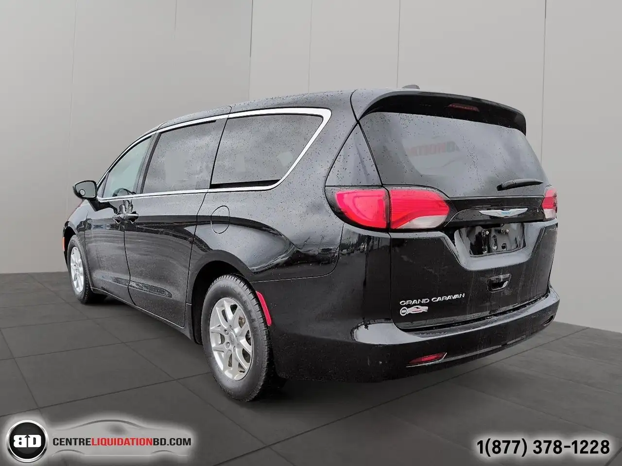 Chrysler Grand Caravan снимка Chrysler Grand Caravan