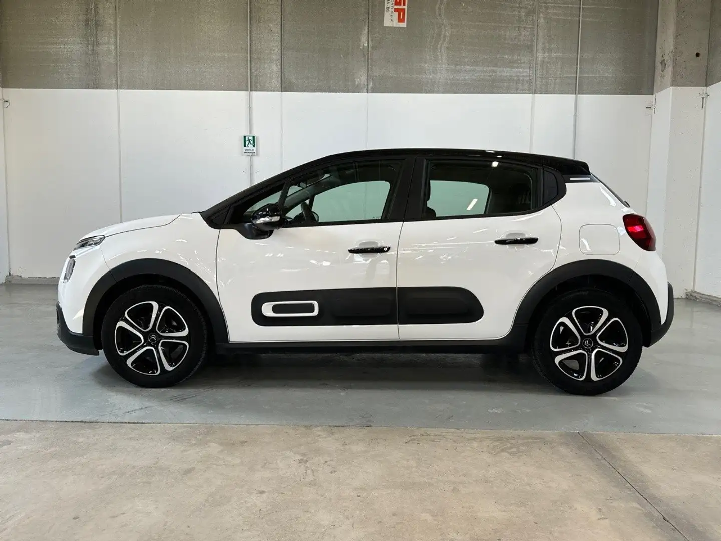 Citroen C3 PureTech 83 S&S Shine Bianco - 2