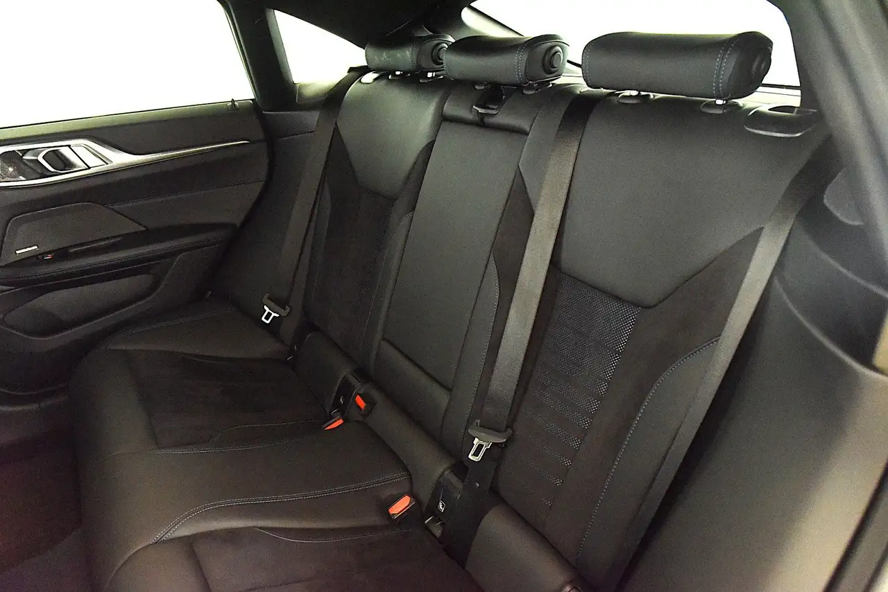 BMW i4 eDrive35 M Sport AHK DrivAssPro Glasdach H&K, миниатюра 6