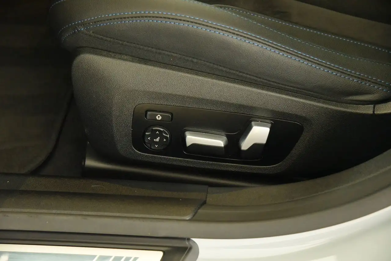 BMW i4 eDrive35 M Sport AHK DrivAssPro Glasdach H&K, миниатюра 17