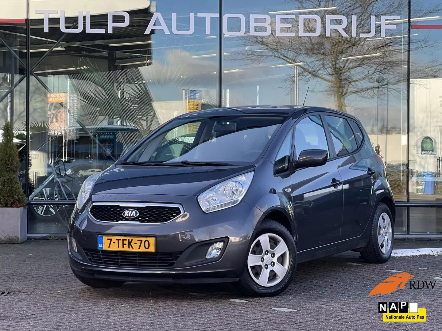 Kia Venga 1.4 CVVT 20th Anniversary Airco Cruise control Nav Gris - 1