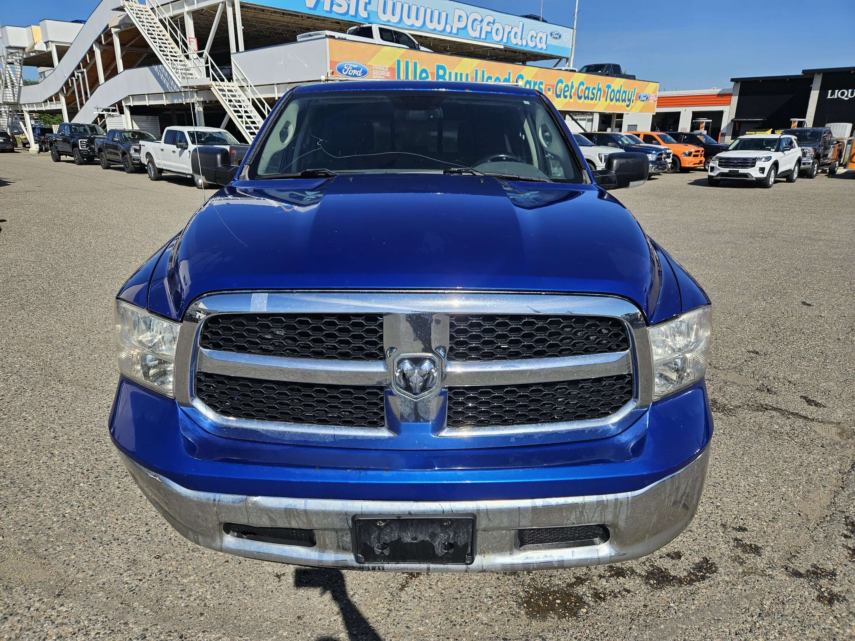 2016 RAM 1500 SLT Crew Cab 4WD