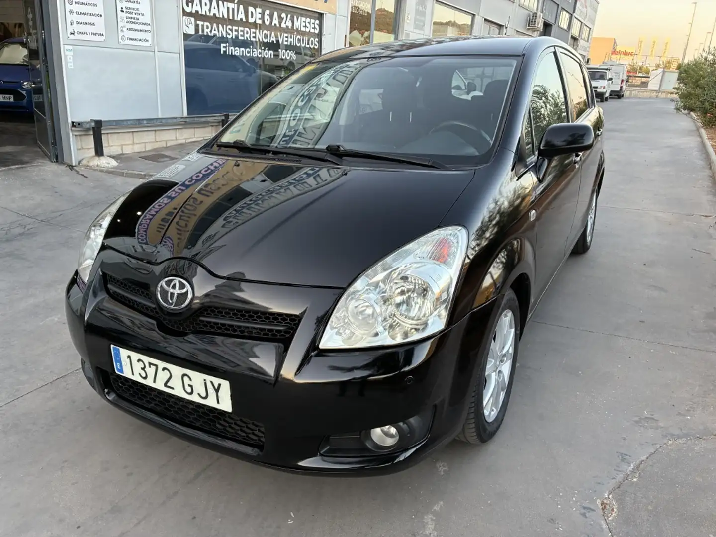 Toyota Corolla Verso 2.2D4D Sol Negro - 1