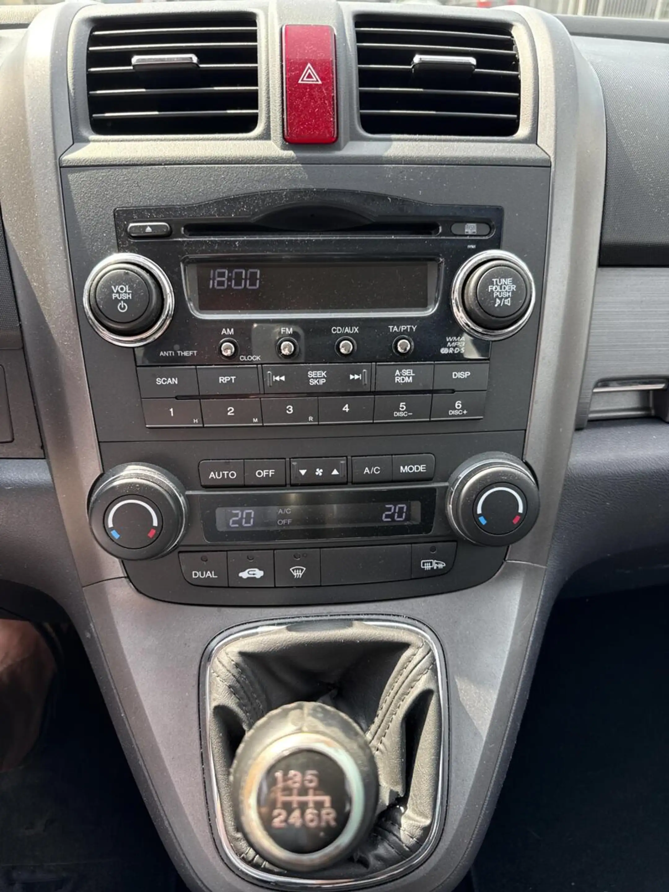 Honda CR-V 2.0i Elegance, climatronic, cruisecontrol, trekhaa — photo 12