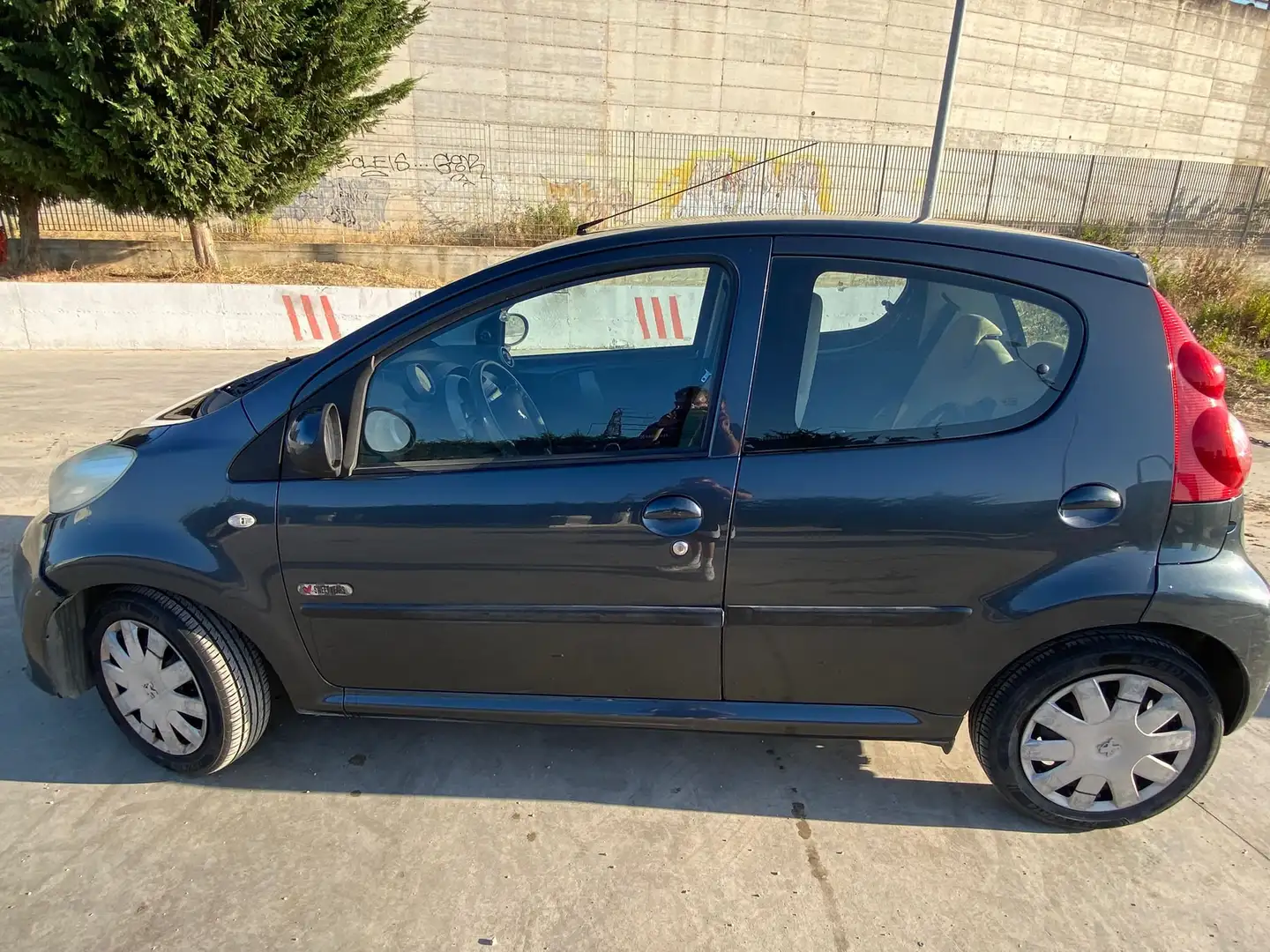 Peugeot 107 107 2005 5p 1.0 12v Sweet Years Beige - 2