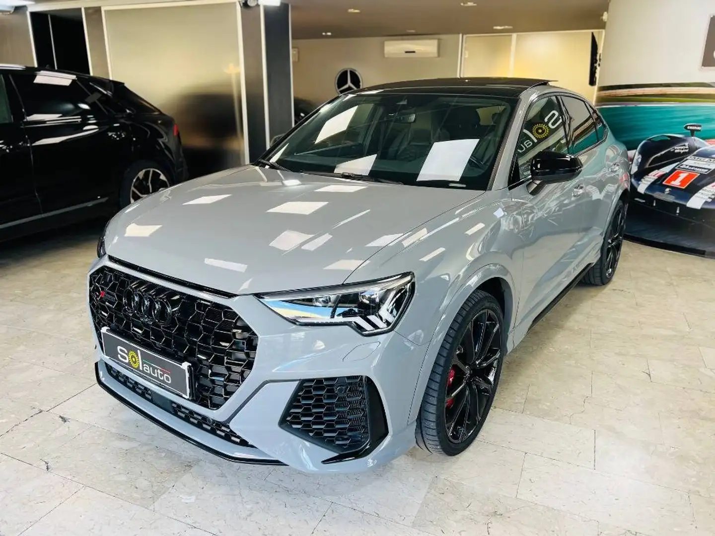 Audi RS Q3 RS 2.5 quattro s-tronic - 2