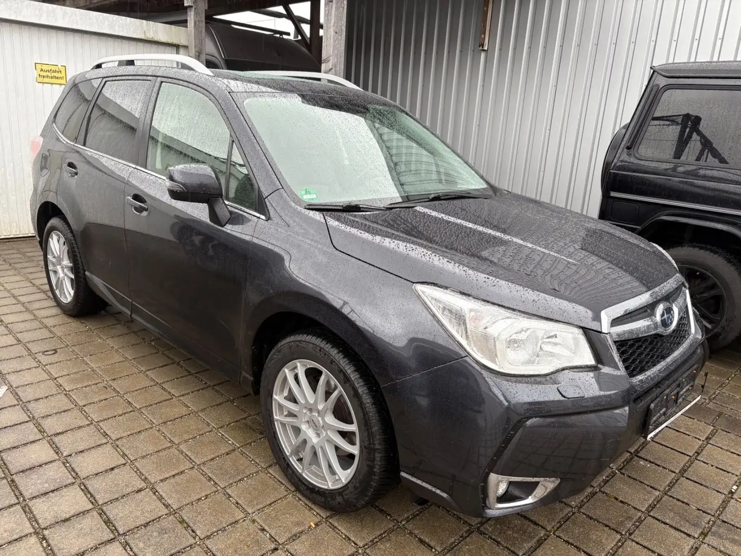 Subaru Forester 2.0D Sport Lineartronic *AHK*S-Dach* Gris - 1