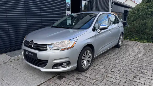 Citroen C4 view 2