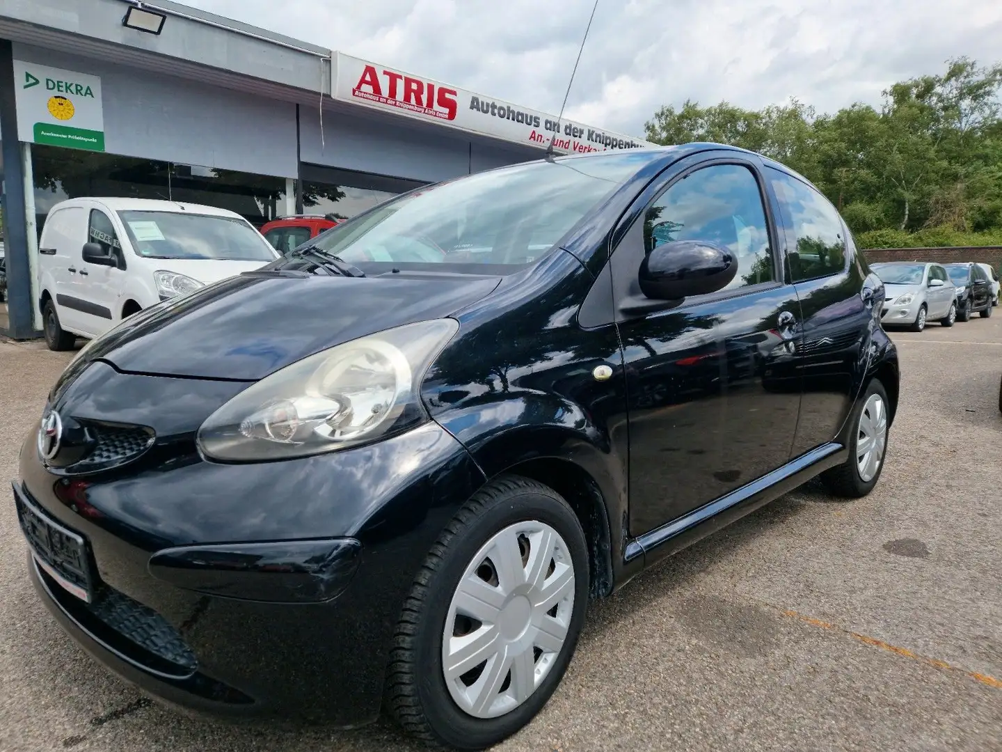 Toyota Aygo AYGO Cool Klima Schwarz - 2