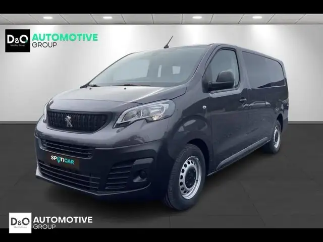 Peugeot Expert Dubbele Cabine | airco | camera | trekhaak |