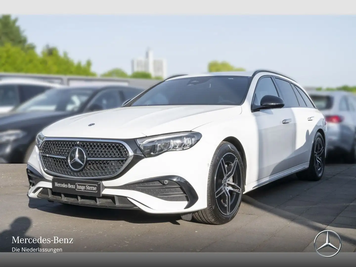 Mercedes-Benz E 200 T AMG Burmester Distr. LED Night Kamera PTS Blanc - 2