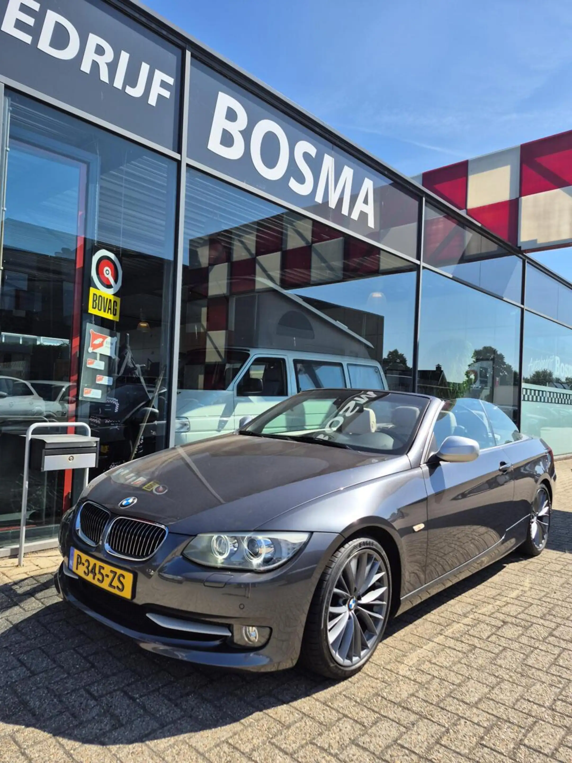 BMW 325 3-serie Cabrio 325i Exclusive — photo 6