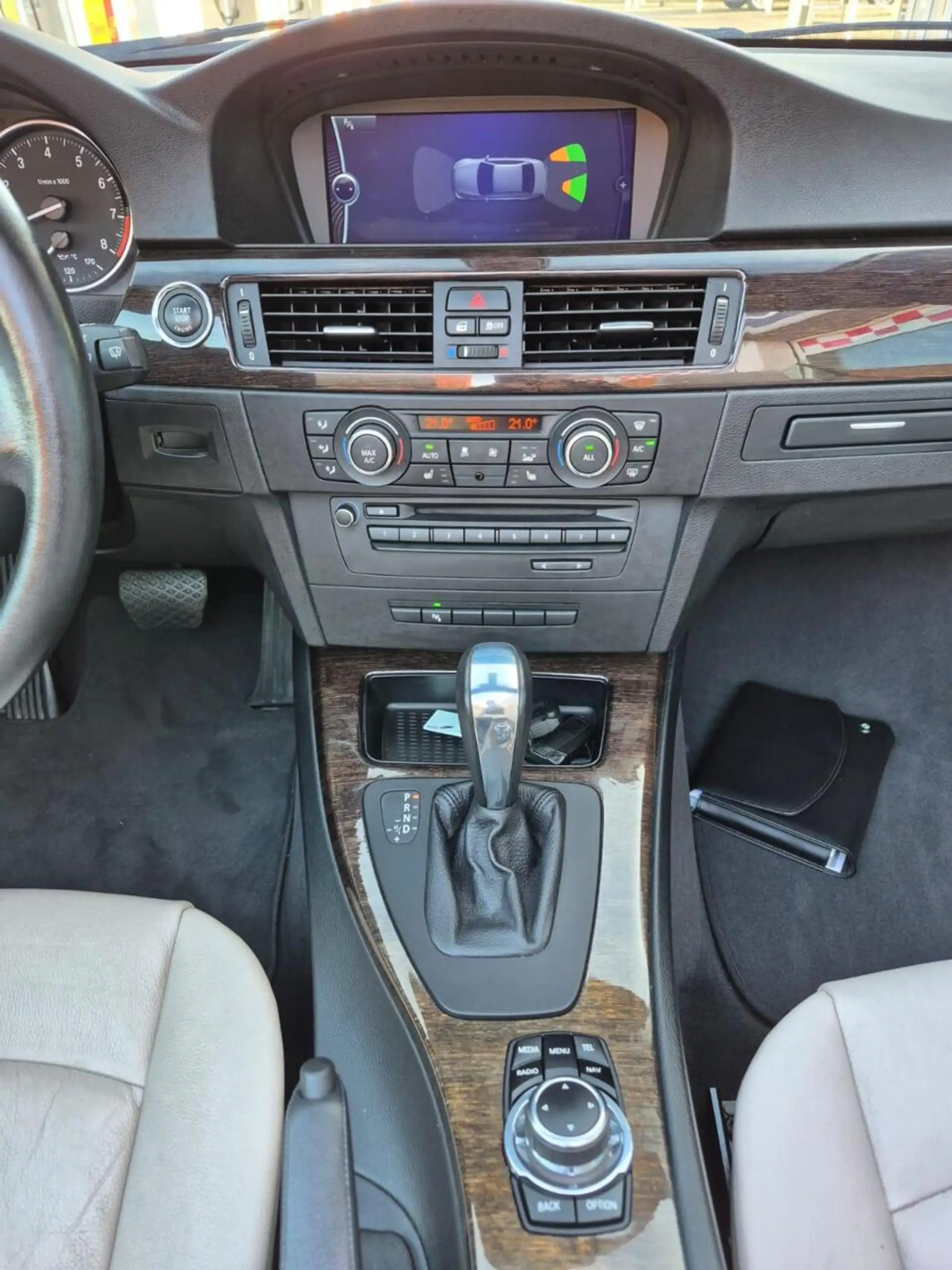 BMW 325 3-serie Cabrio 325i Exclusive — photo 22