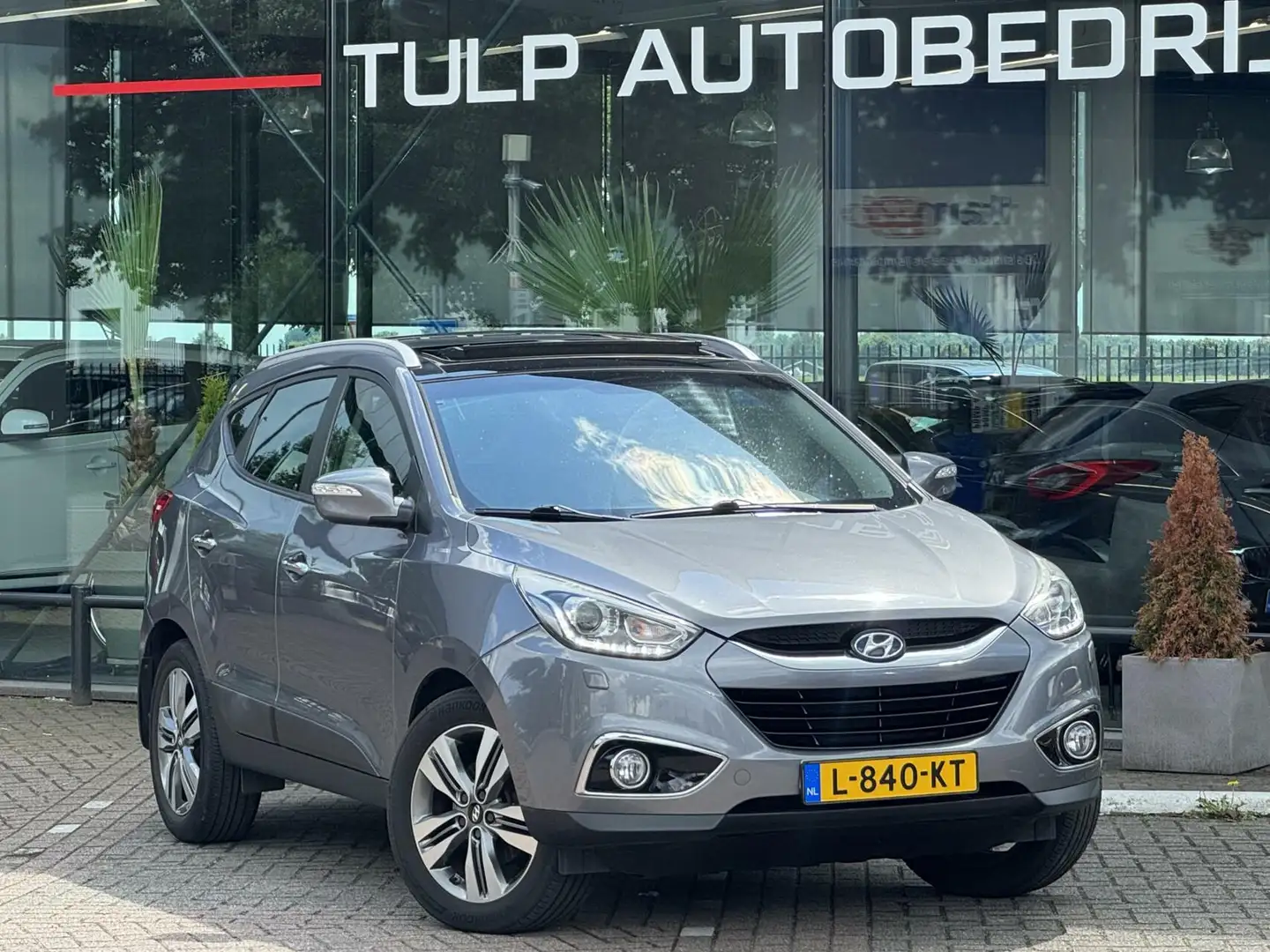 Hyundai iX35 2.0i 4WD i-Catcher Automaat 2015 Leder Pano Gris - 2