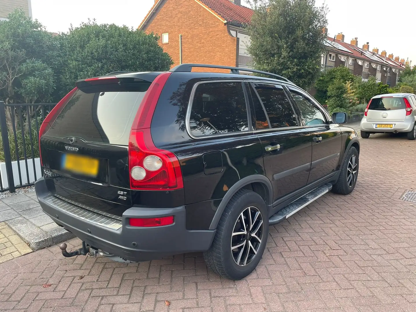 Volvo XC90 Youngtimer met gas tank 2.5 T Kinetic Negro - 2