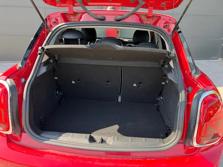 Mini Cooper Hatch 5 Portes Cooper 136 ch Finition Chili — photo 38